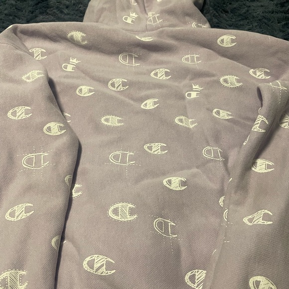 2/$40 Champion lilac reverse weave women's hoodie size XS - Picture 4 of 5